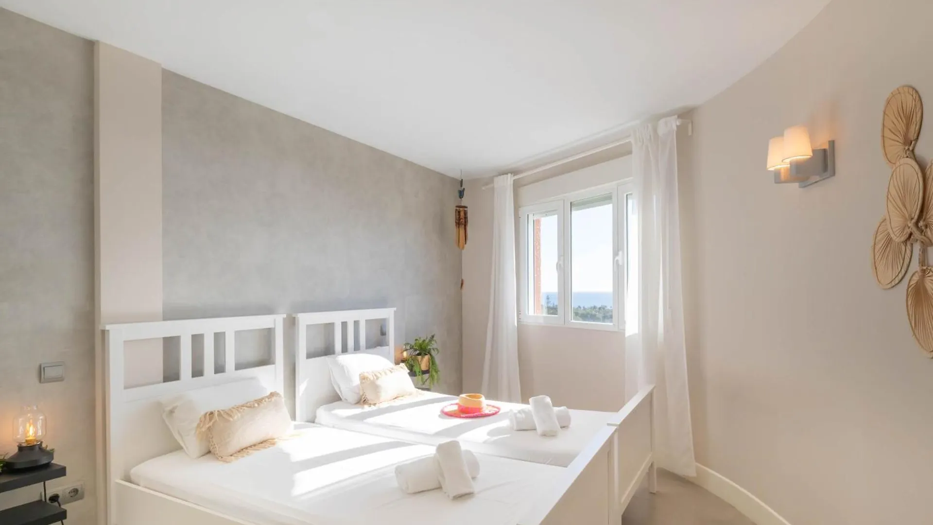 Coronado Beach Marbesa - Happy Rentals Marbella Spain